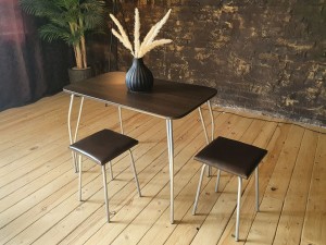 Стол с табуретами ( металл/дуб млечный)