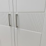 Шкаф трехдверный Андрэа 25 (ясень анкор светлый/крем)